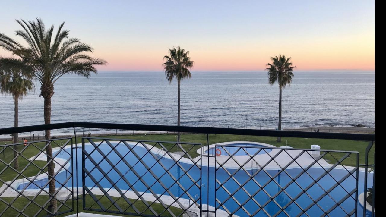 Mi Capricho B16 Beachfront Apartment La Cala De Mijas Luaran gambar